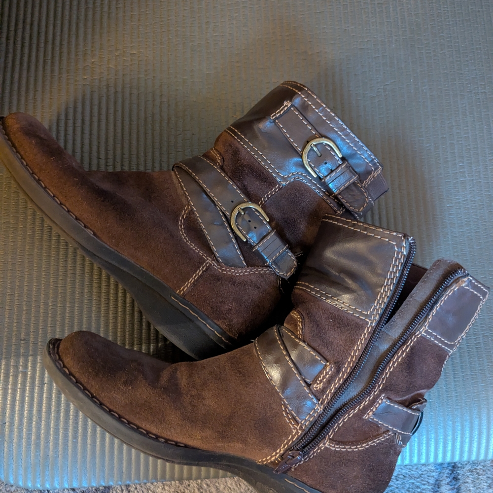 Women's Brown Leather Boots